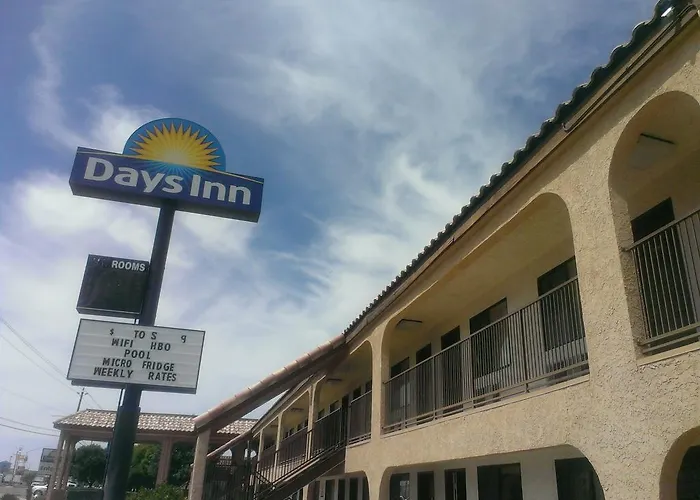 Days By Wyndham East Motel 2*