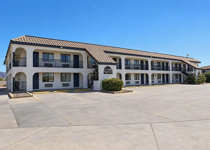 Days By Wyndham East Motel 2*