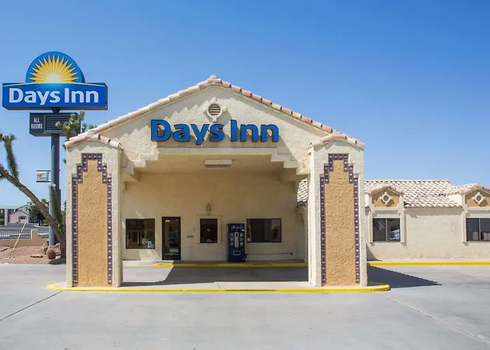 Days By Wyndham East 2*